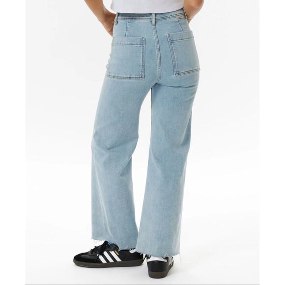 Rip Curl Women’s Surfwear Light Wash High Rise Wide Leg Jeans Size 32 - Picture 3 of 8